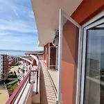 Roof Sea View 167,2loznice,4-7 Osob Апартамент *
