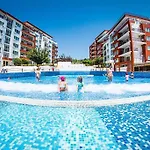 Roof Sea View 167,2loznice,4-7 Osob Апартамент Свети Влас