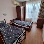 Roof Sea View 167,2loznice,4-7 Osob * Свети Влас