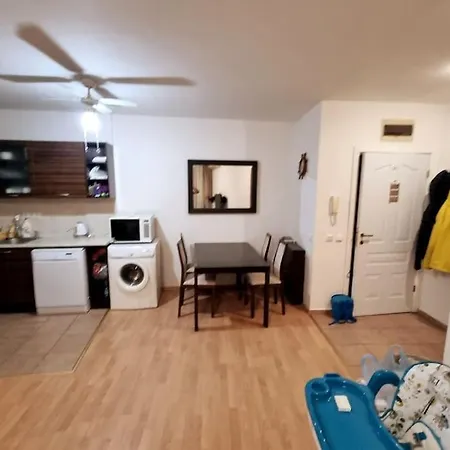 Apartment Roof Sea View 167,2loznice,4-7 Osob Sveti Vlas