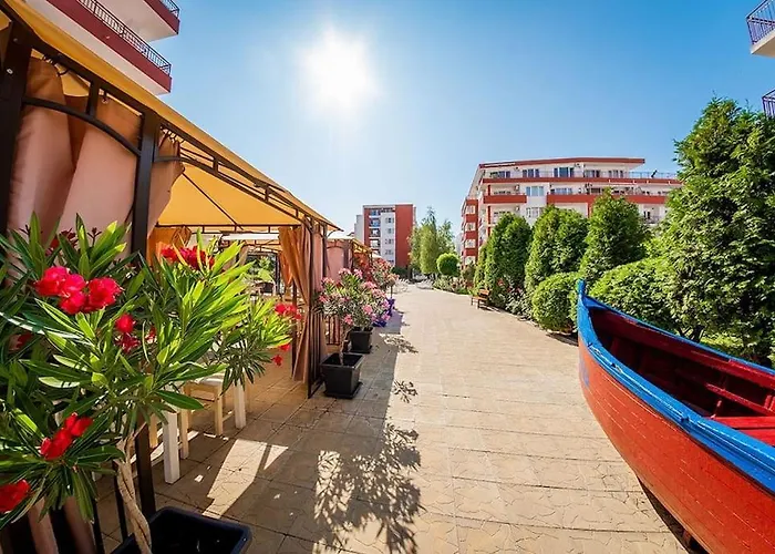 Roof Sea View 167,2loznice,4-7 Osob Apartmán Sveti Vlas